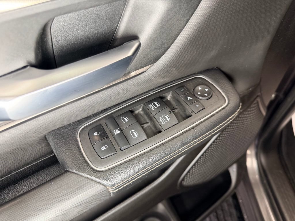 Used 2022 RAM 1500 Sport w/ Rebel Level 2 Equipment Group AWD/4WD image 17