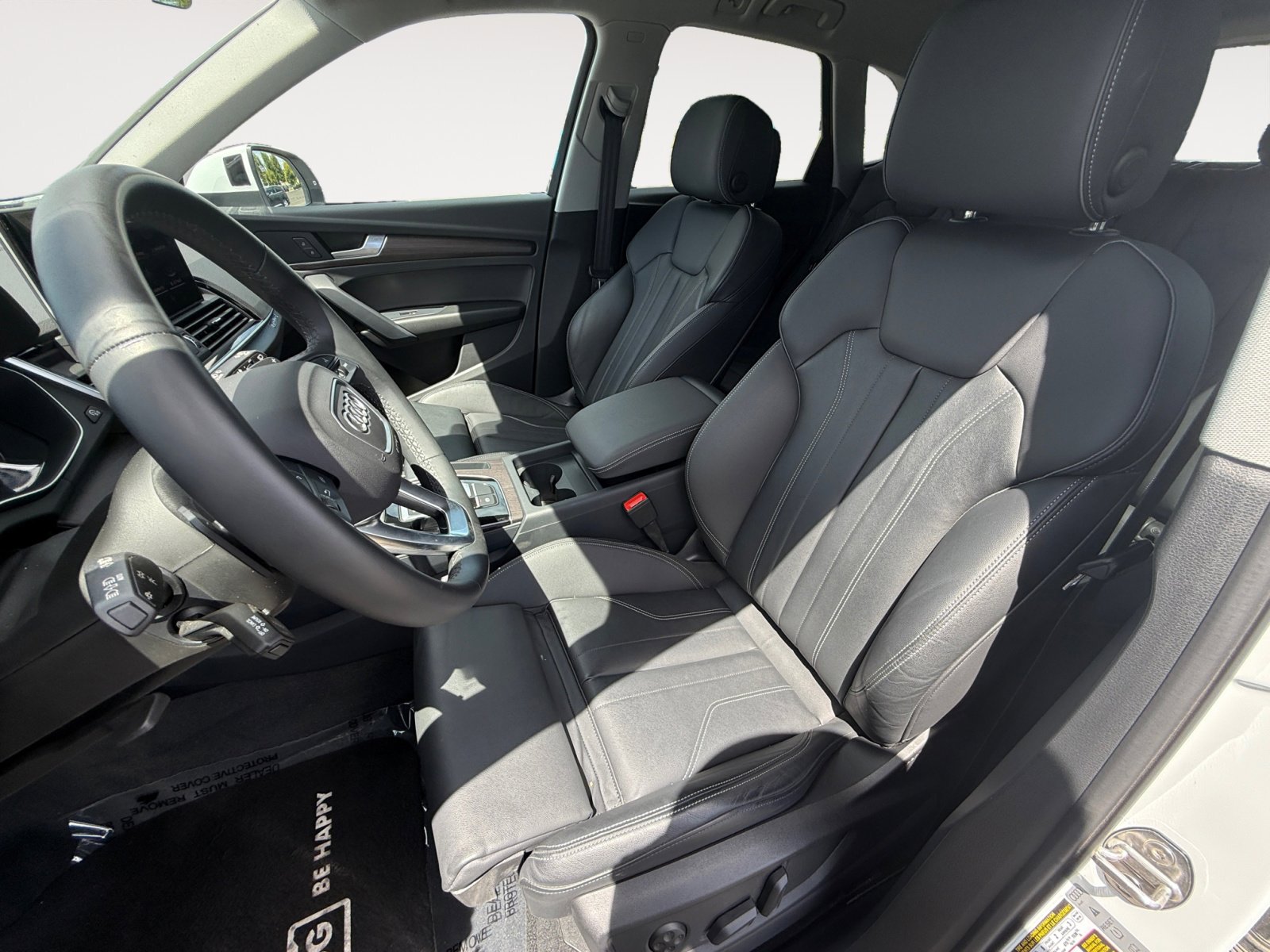 Used 2024 Audi Q5 2.0T Premium w/ Convenience Package image 10