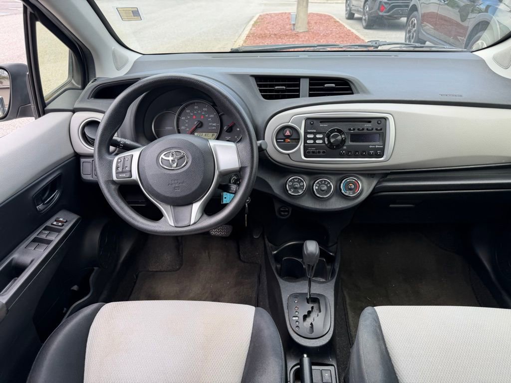Used 2013 Toyota Yaris LE FWD image 20