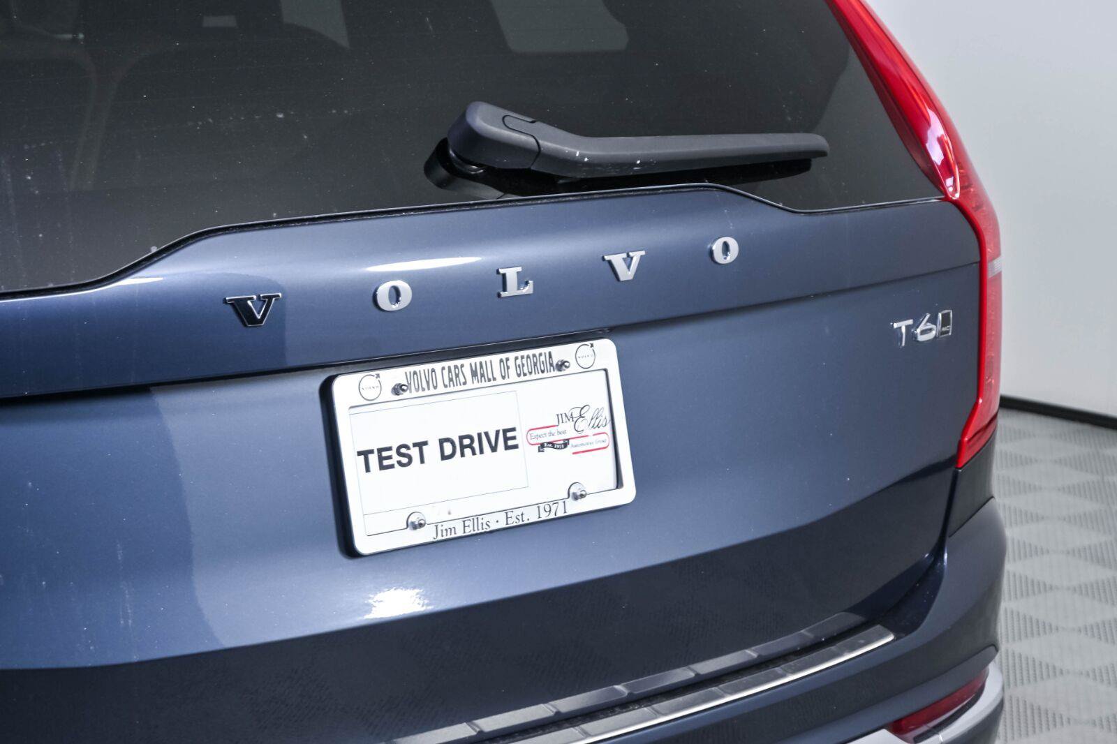 Certified 2022 Volvo XC90 T6 Inscription w/ Advanced Package AWD/4WD image 37