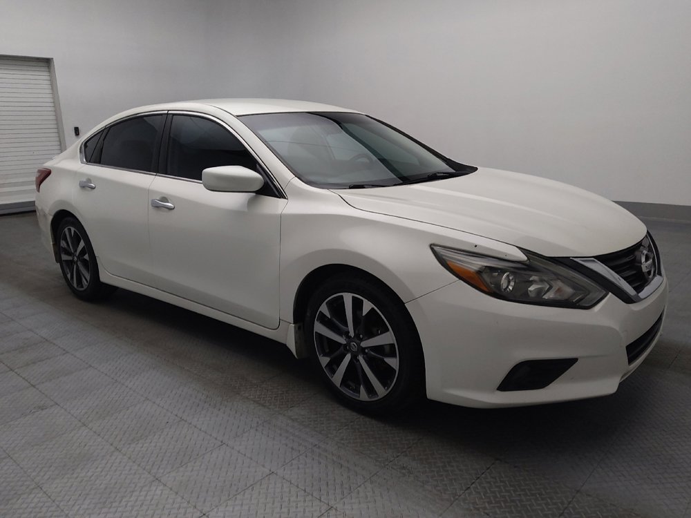 Used 2017 Nissan Altima 2.5 SR image 11