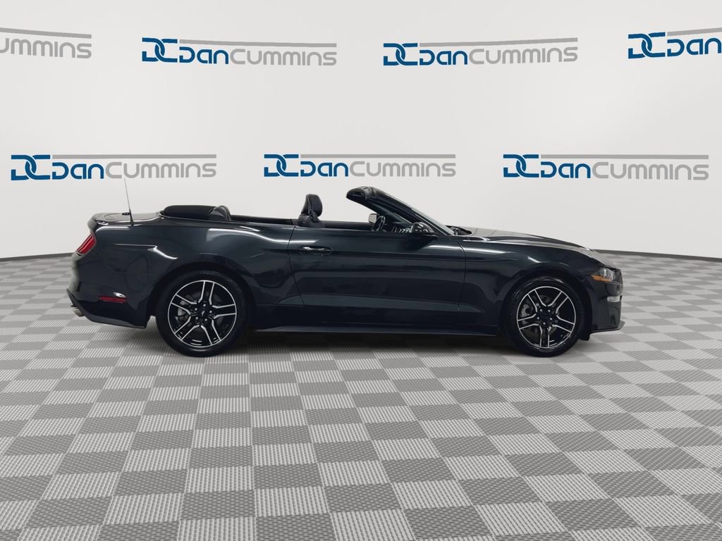 Used 2023 Ford Mustang Premium image 9