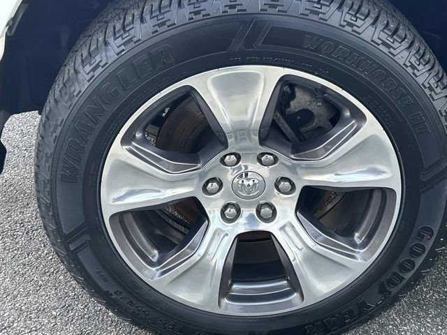 Used 2023 RAM 1500 Laramie image 9