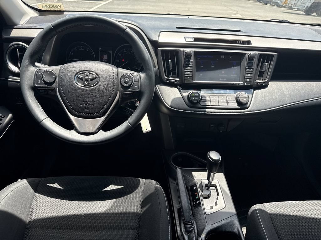 Used 2017 Toyota RAV4 XLE FWD image 22