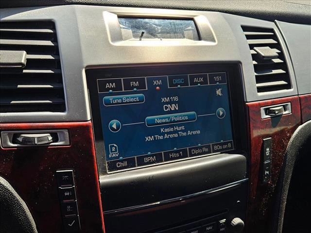 Used 2012 Cadillac Escalade Premium AWD/4WD image 13