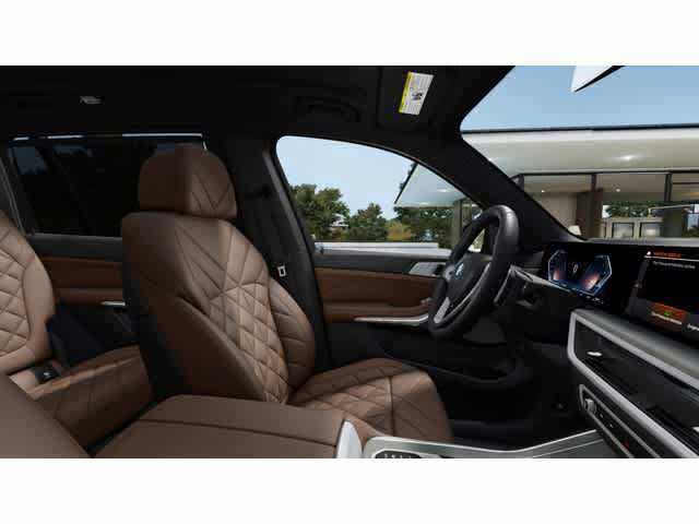 Used 2026 BMW X7 xDrive40i w/ Premium Package AWD/4WD image 34