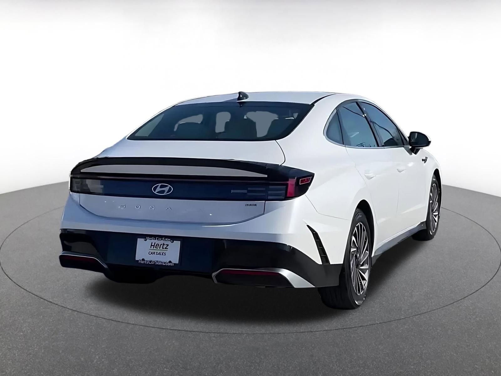 Used 2025 Hyundai Sonata SEL FWD image 14