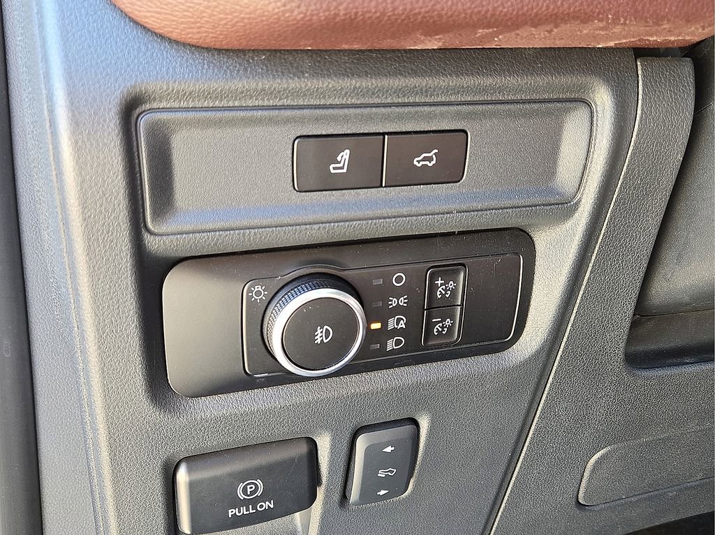 Used 2024 Ford Expedition Max Limited image 23