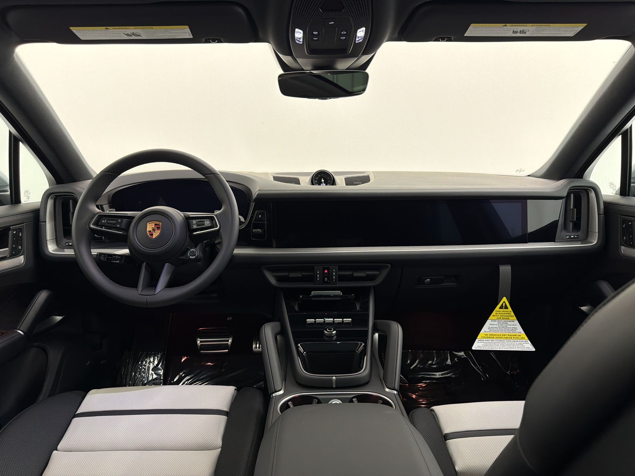 New 2026 Porsche Cayenne Coupe AWD/4WD image 15