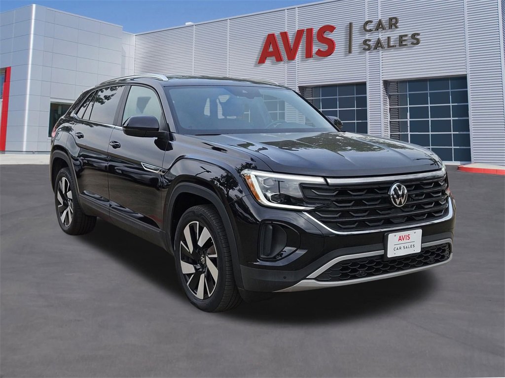 Used 2025 Volkswagen Atlas Cross Sport SE image 9