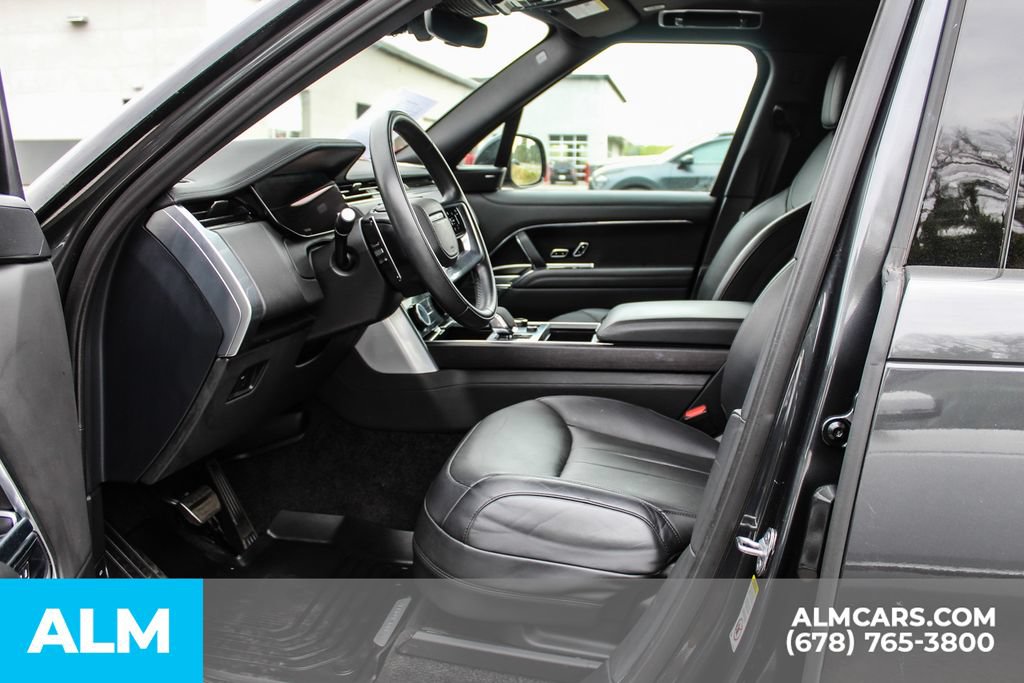 Used 2023 Land Rover Range Rover Long Wheelbase SE AWD/4WD image 16