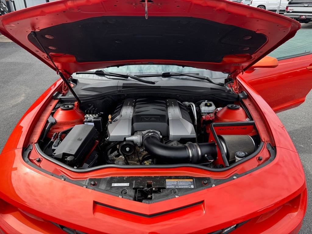 Used 2010 Chevrolet Camaro SS w/ Interior Accent Trim Package image 22