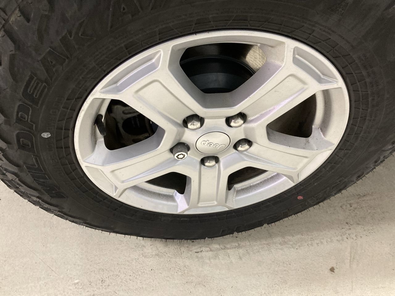 Used 2019 Jeep Wrangler Unlimited Sport S image 9