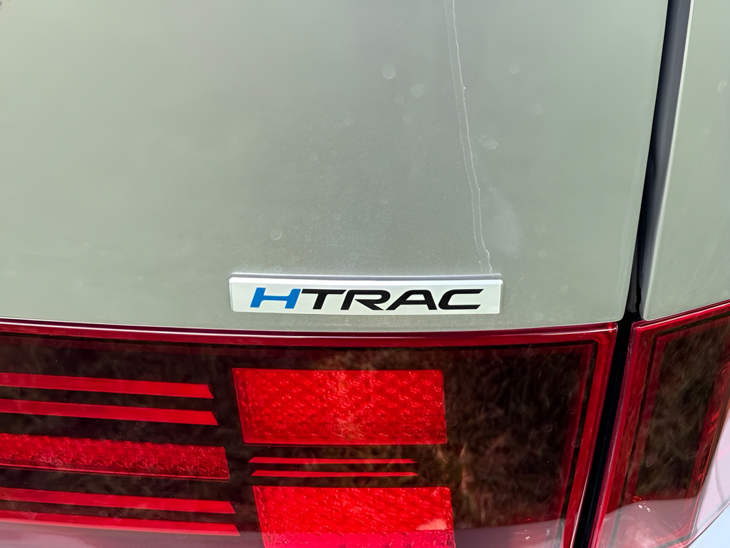 Used 2026 Hyundai Santa Fe Limited AWD/4WD image 9