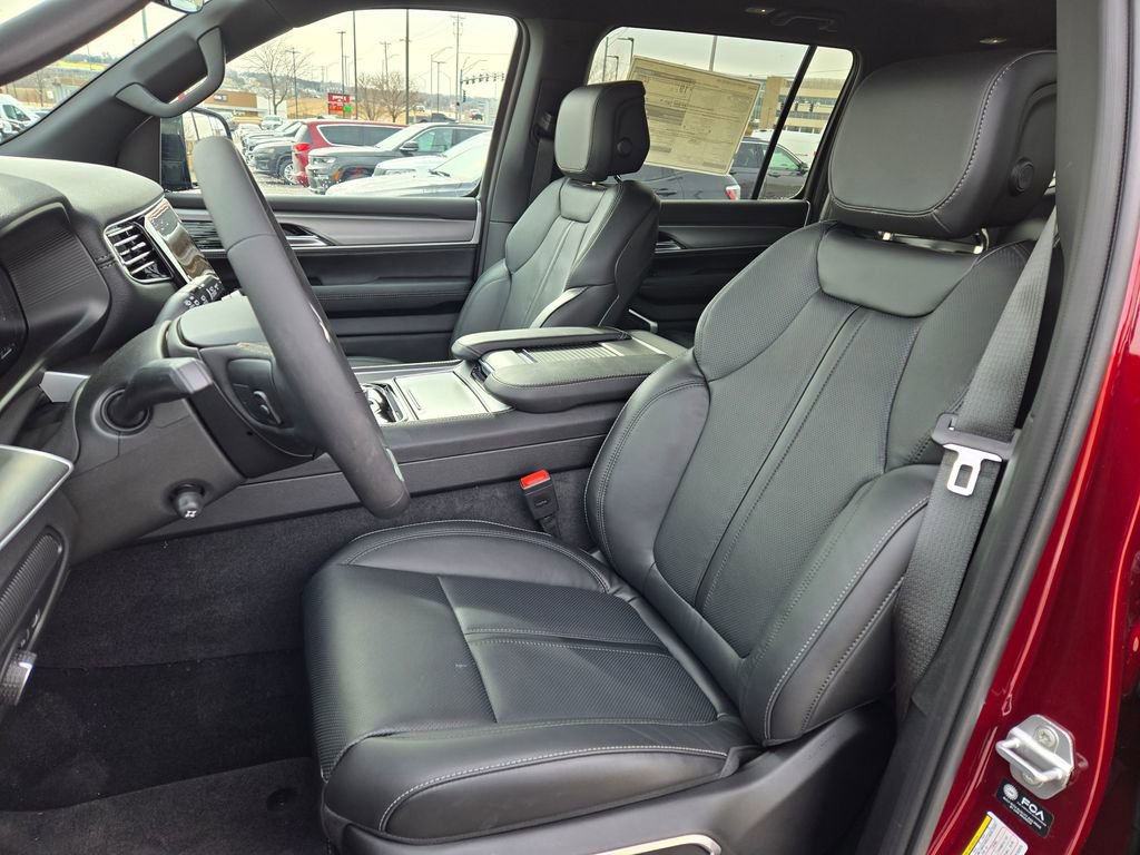 New 2026 Jeep Grand Wagoneer 4WD image 13
