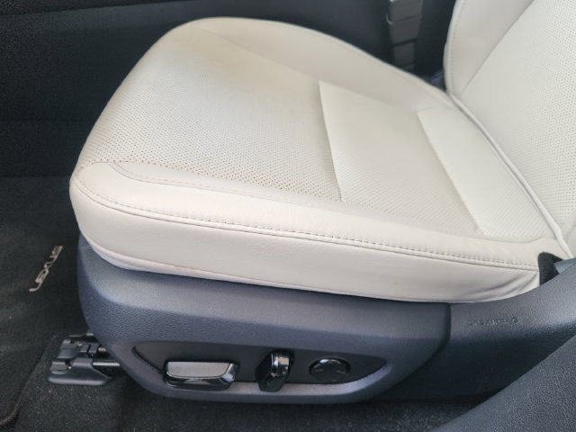 Used 2024 Lexus RX 350 Premium w/ Accessory Package (Z1) FWD image 21