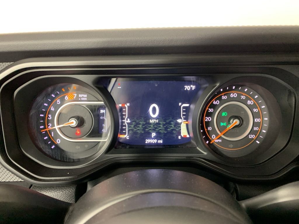 Used 2025 Jeep Wrangler Unlimited Rubicon image 18