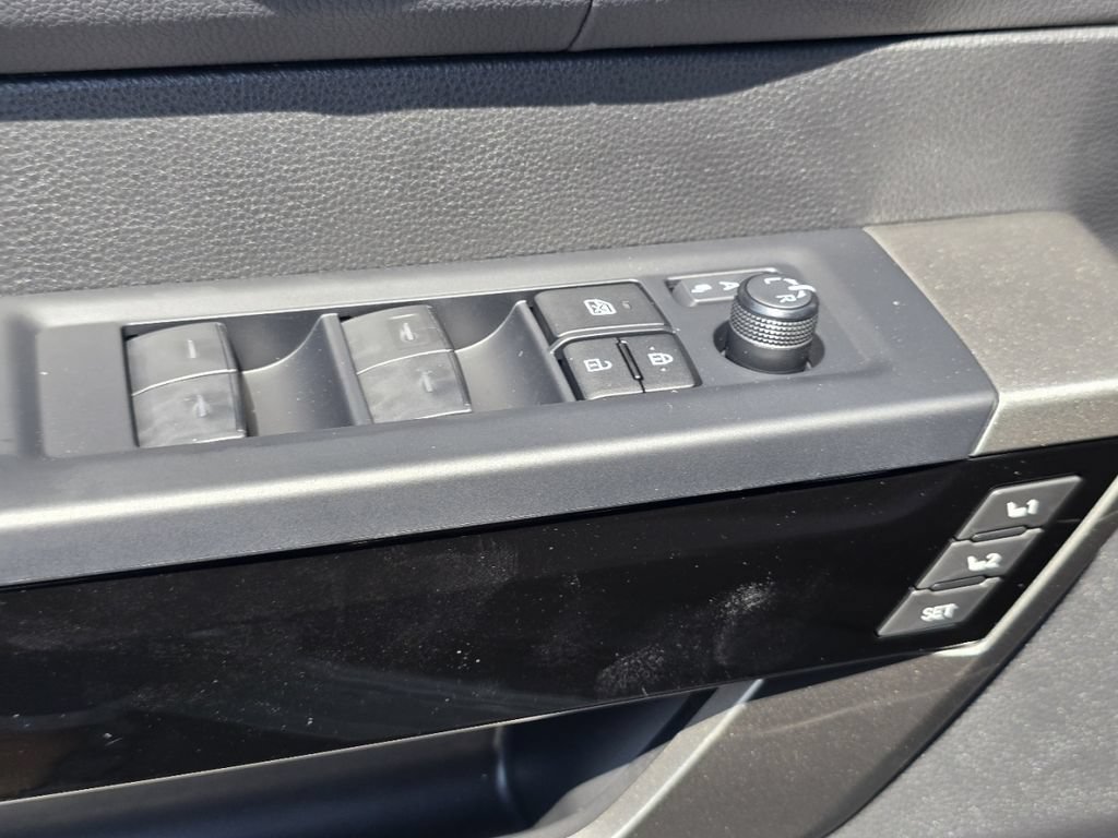 New 2026 Toyota Tundra Limited AWD/4WD image 26