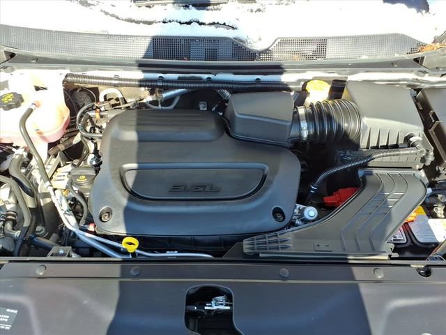 Used 2025 Chrysler Pacifica Limited image 20