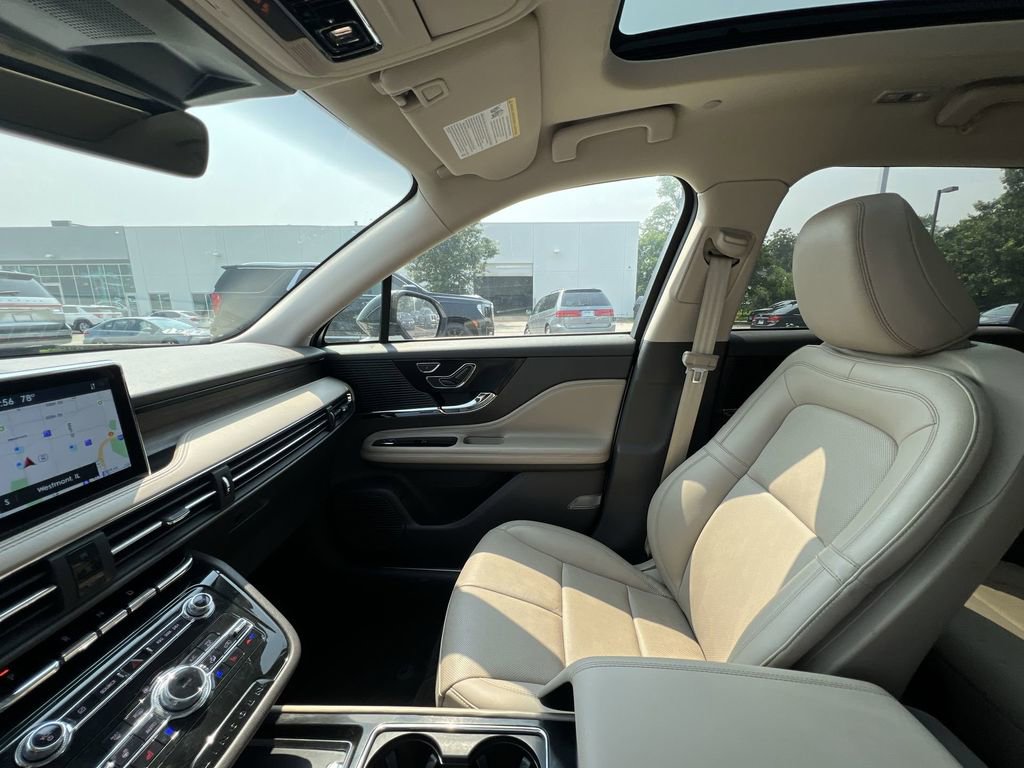 Used 2022 Lincoln Corsair Reserve w/ Elements Package image 11