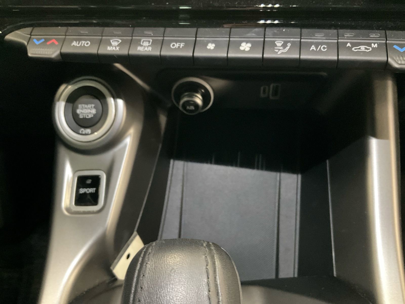 Used 2024 Dodge Hornet R/T image 17