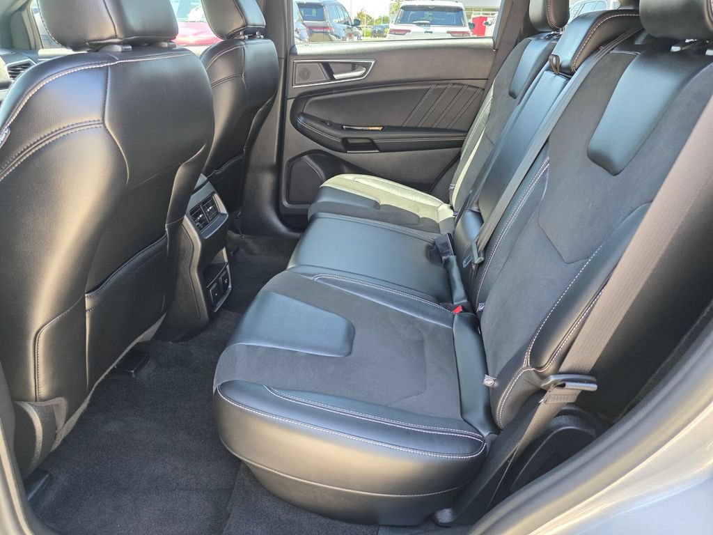 Used 2020 Ford Edge ST AWD/4WD image 18
