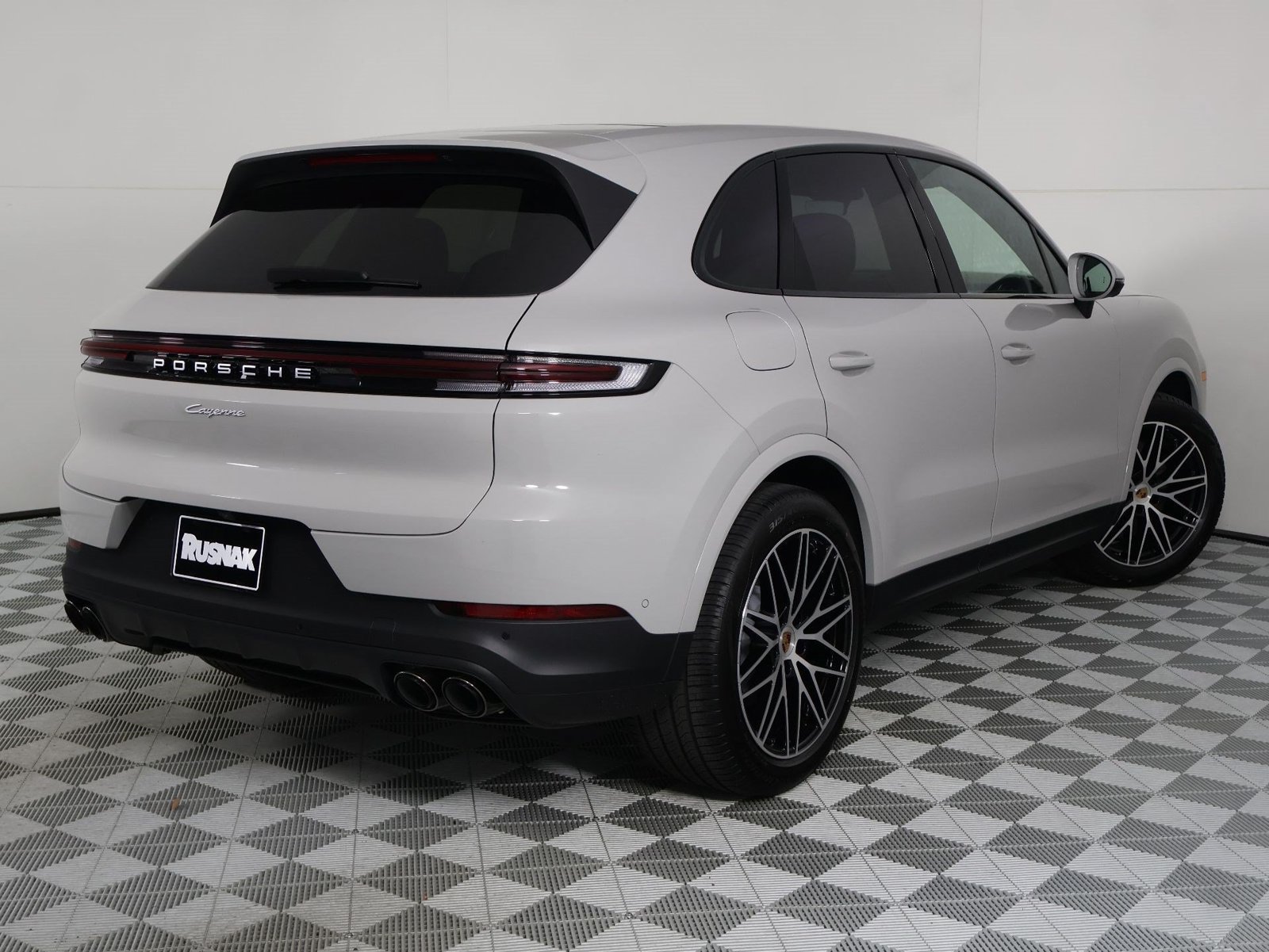New 2026 Porsche Cayenne AWD/4WD image 7