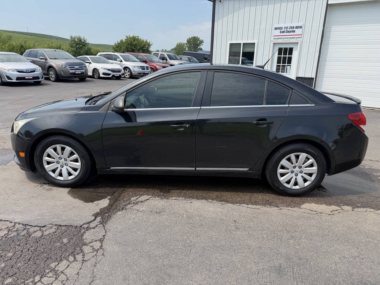 Used 2011 Chevrolet Cruze LS w/ Connectivity Package FWD image 2