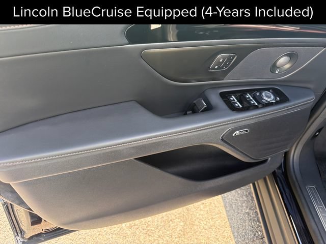 Used 2024 Lincoln Nautilus Premier w/ Equipment Group 102A AWD/4WD image 13