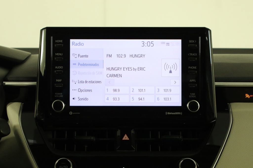 Used 2022 Toyota Corolla LE image 25