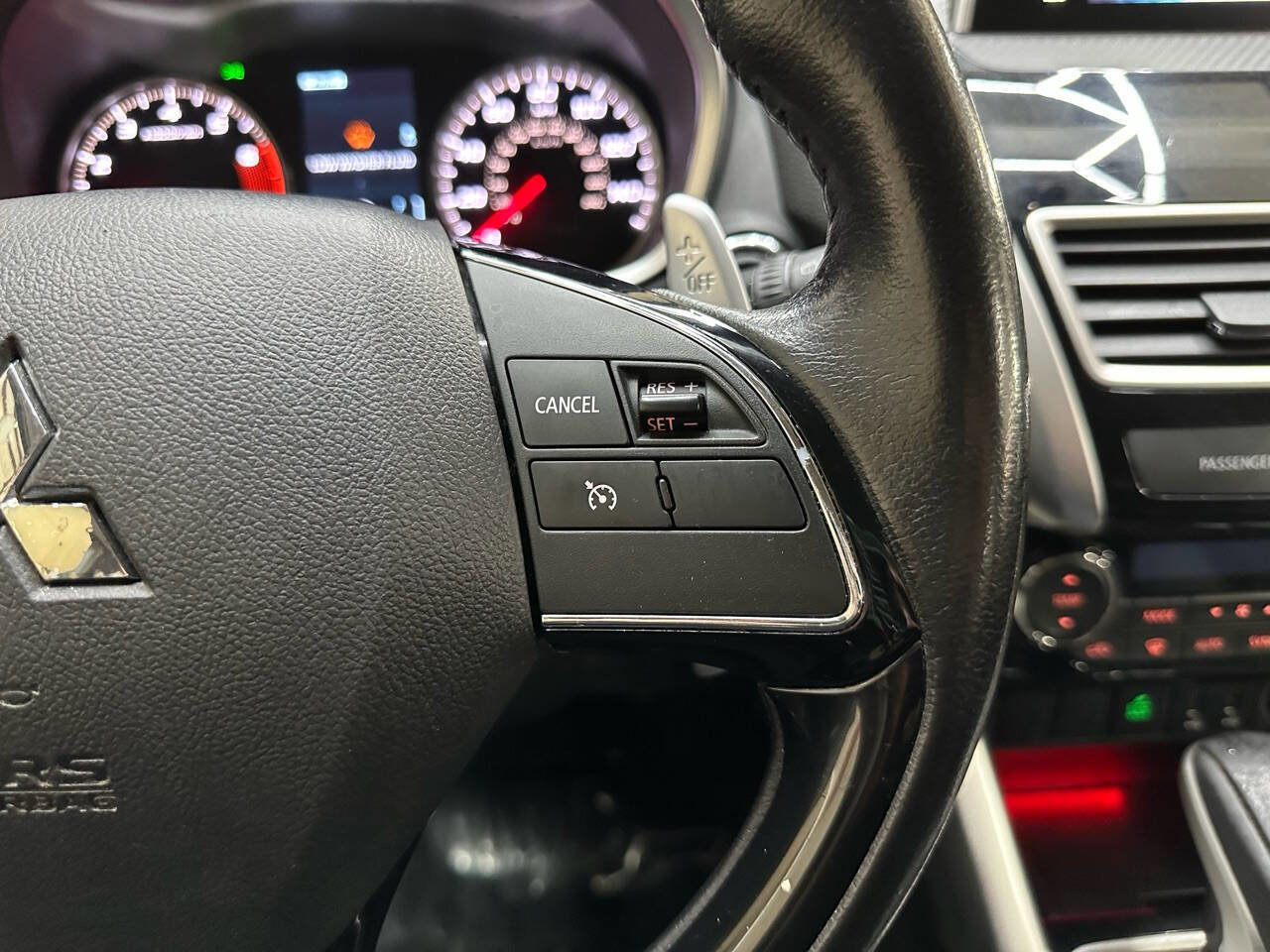 Used 2018 Mitsubishi Eclipse Cross SEL image 22