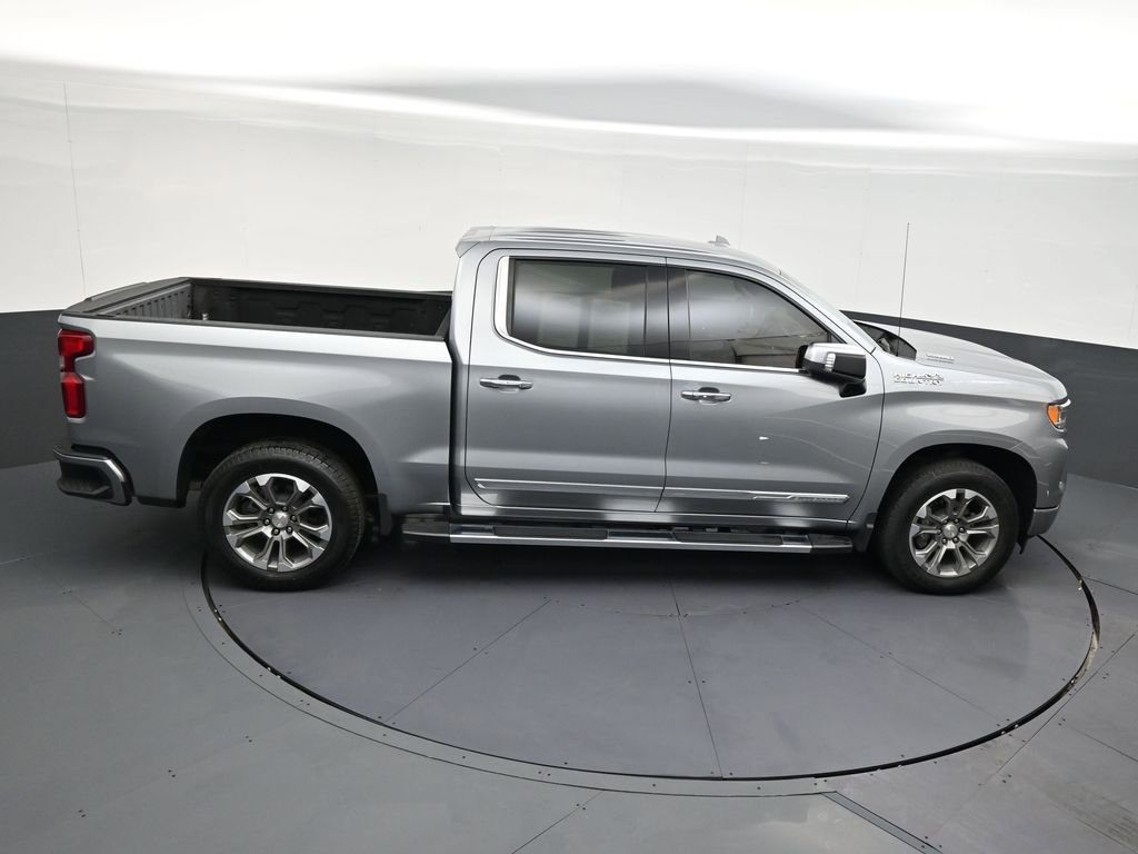 Used 2024 Chevrolet Silverado 1500 High Country image 17
