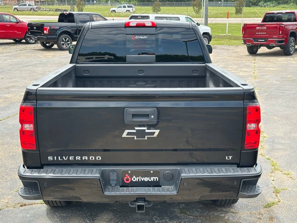 Used 2017 Chevrolet Silverado 1500 LT w/ Midnight Edition AWD/4WD image 6