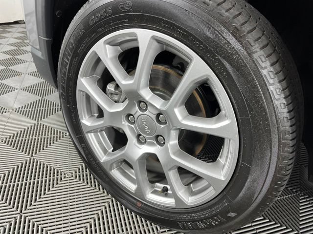 Used 2022 Jeep Compass Latitude AWD/4WD image 13