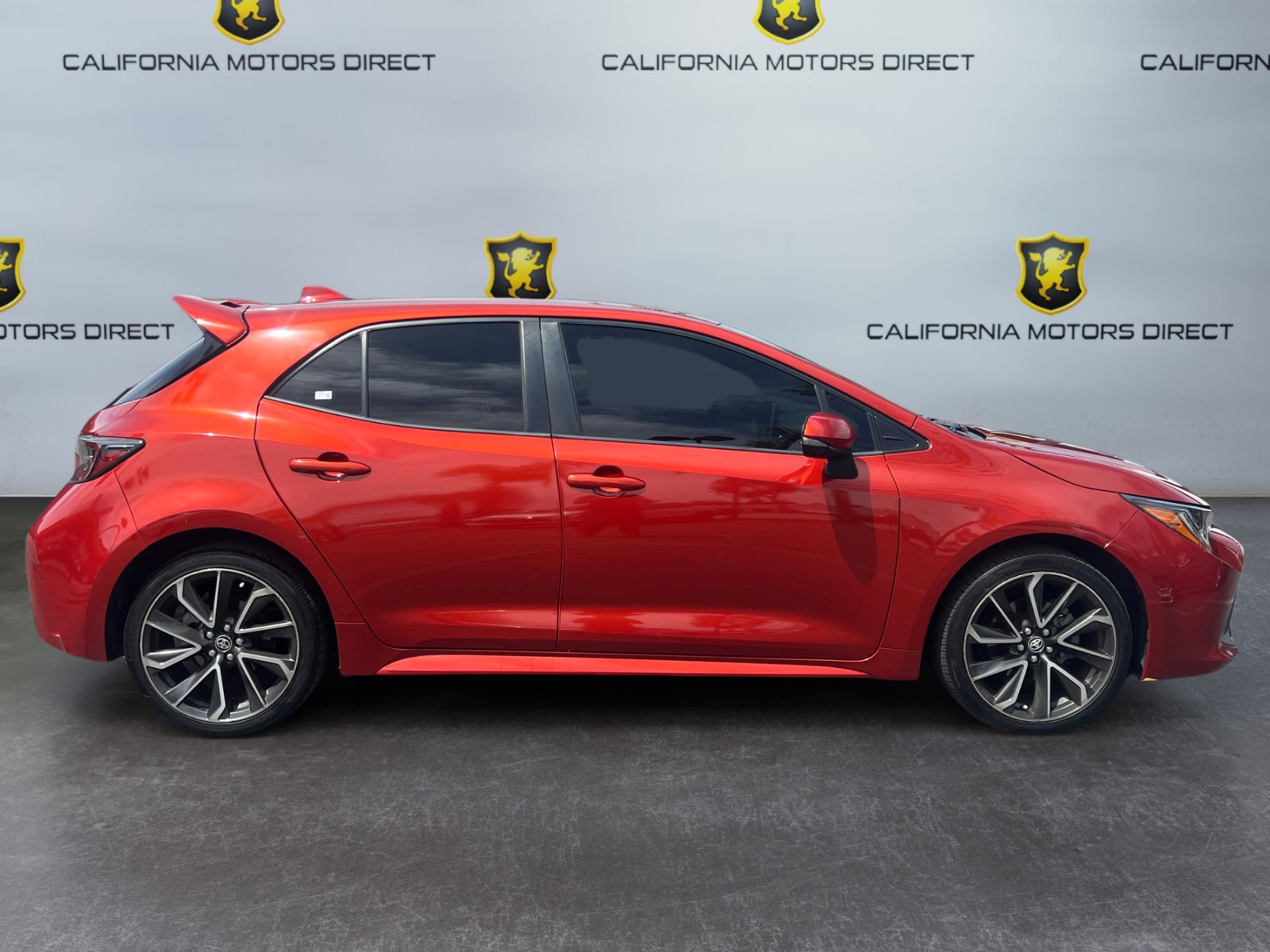 Used 2019 Toyota Corolla XSE FWD image 6
