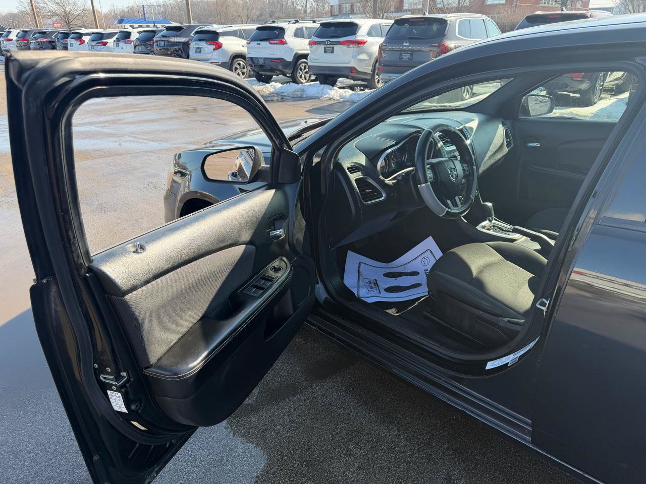 Used 2012 Dodge Avenger SE FWD image 10