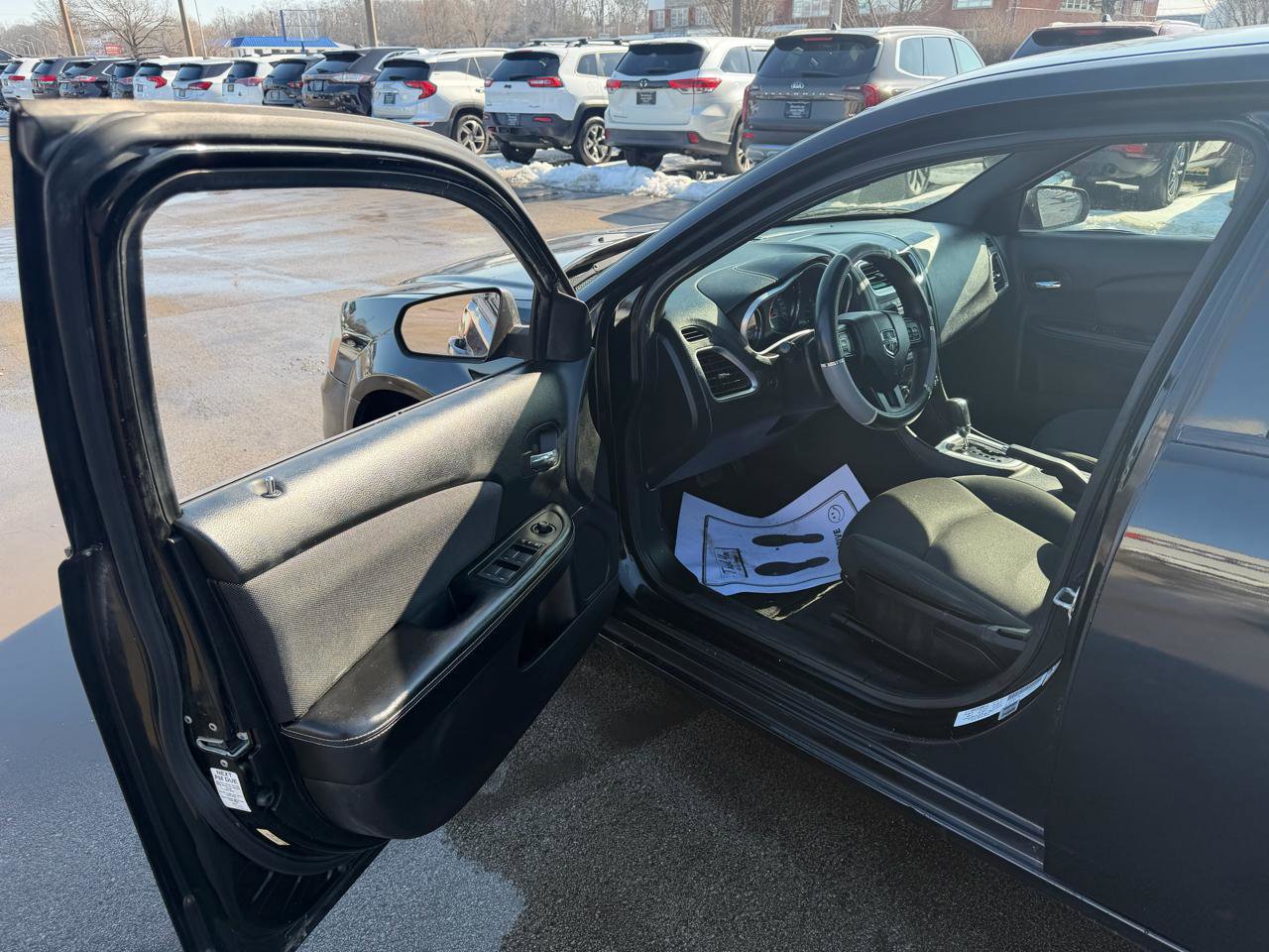 Used 2012 Dodge Avenger SE FWD image 10