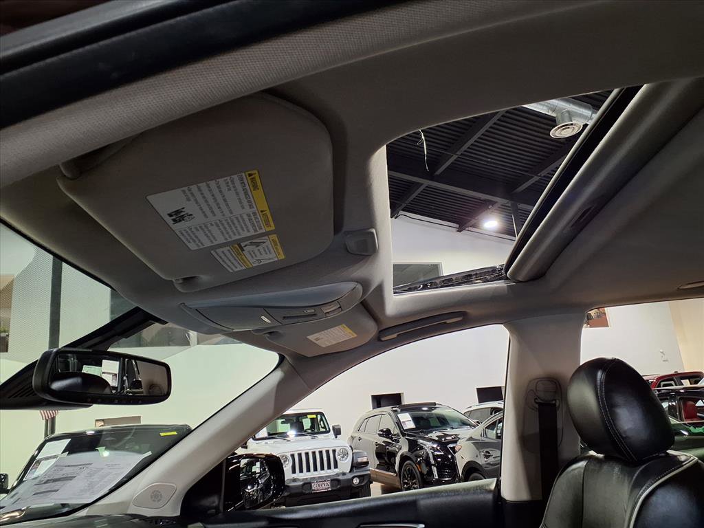 Used 2019 INFINITI QX60 Luxe w/ Essential Package image 18