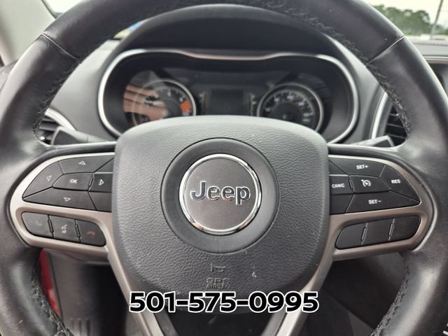 Used 2019 Jeep Cherokee Latitude Plus FWD image 23