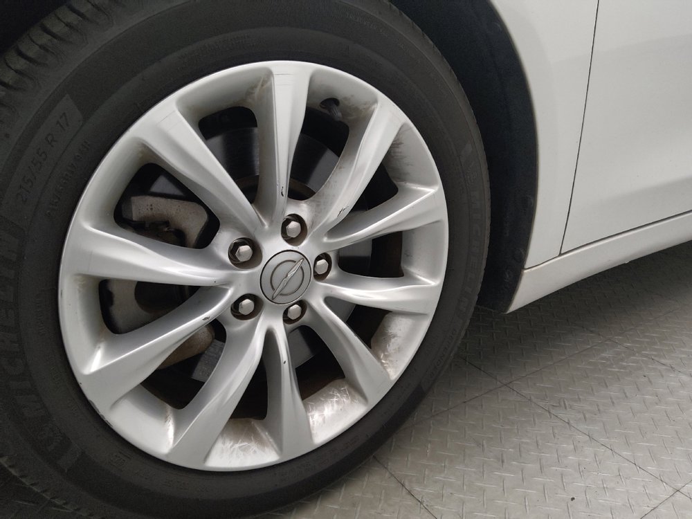 Used 2015 Chrysler 200 C w/ Navigation & Sound Group I FWD image 31