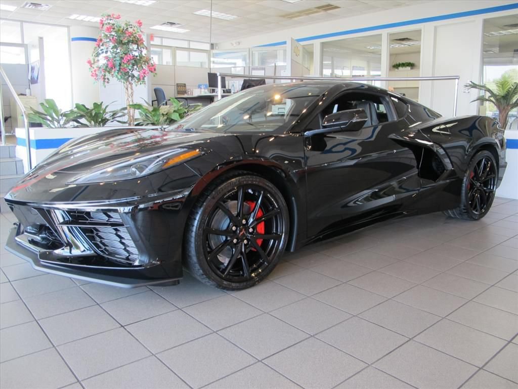 New 2027 Chevrolet Corvette Stingray Coupe RWD image 6