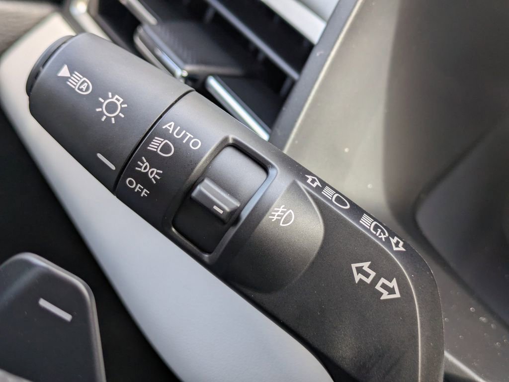 New 2026 Mitsubishi Outlander SE FWD image 28
