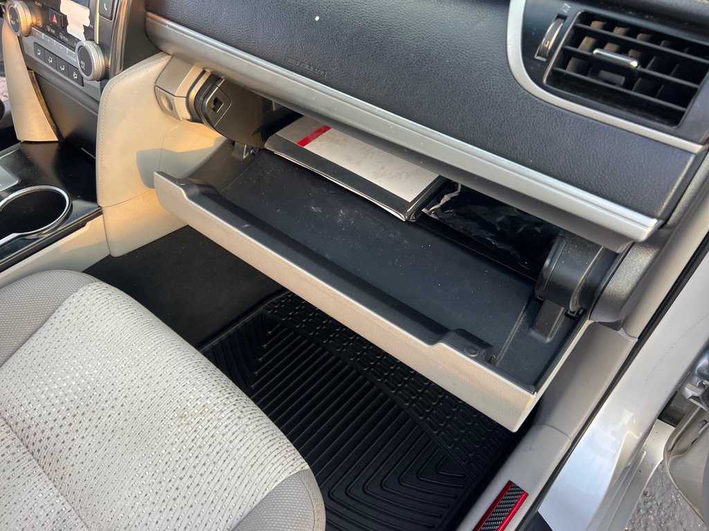 Used 2014 Toyota Camry FWD image 21
