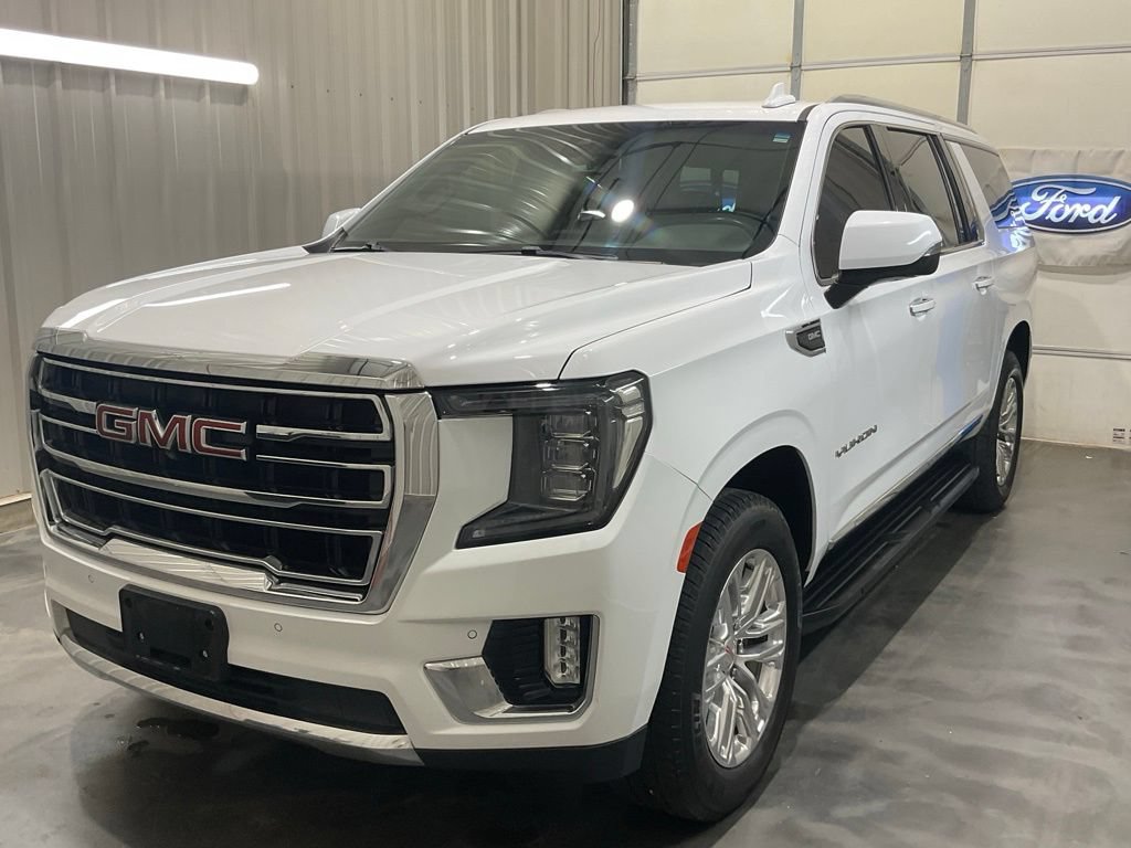 Used 2021 GMC Yukon XL SLT w/ Rear Media and Nav Package RWD image 4