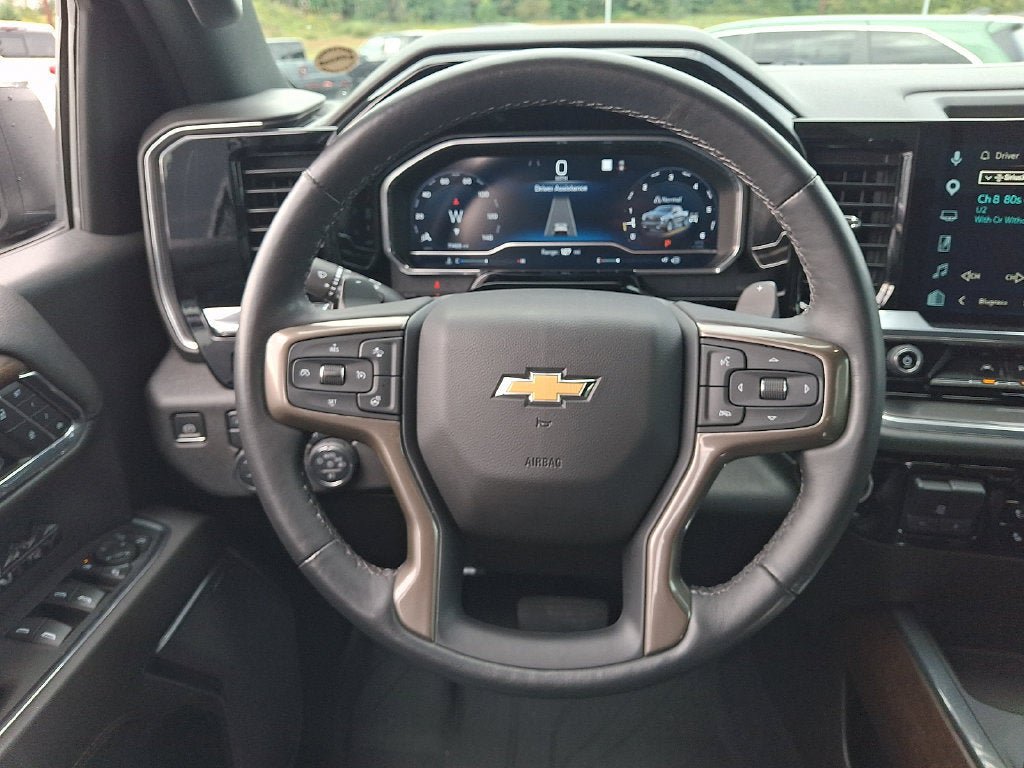 Used 2023 Chevrolet Silverado 1500 High Country w/ High Country Premium Package AWD/4WD image 19