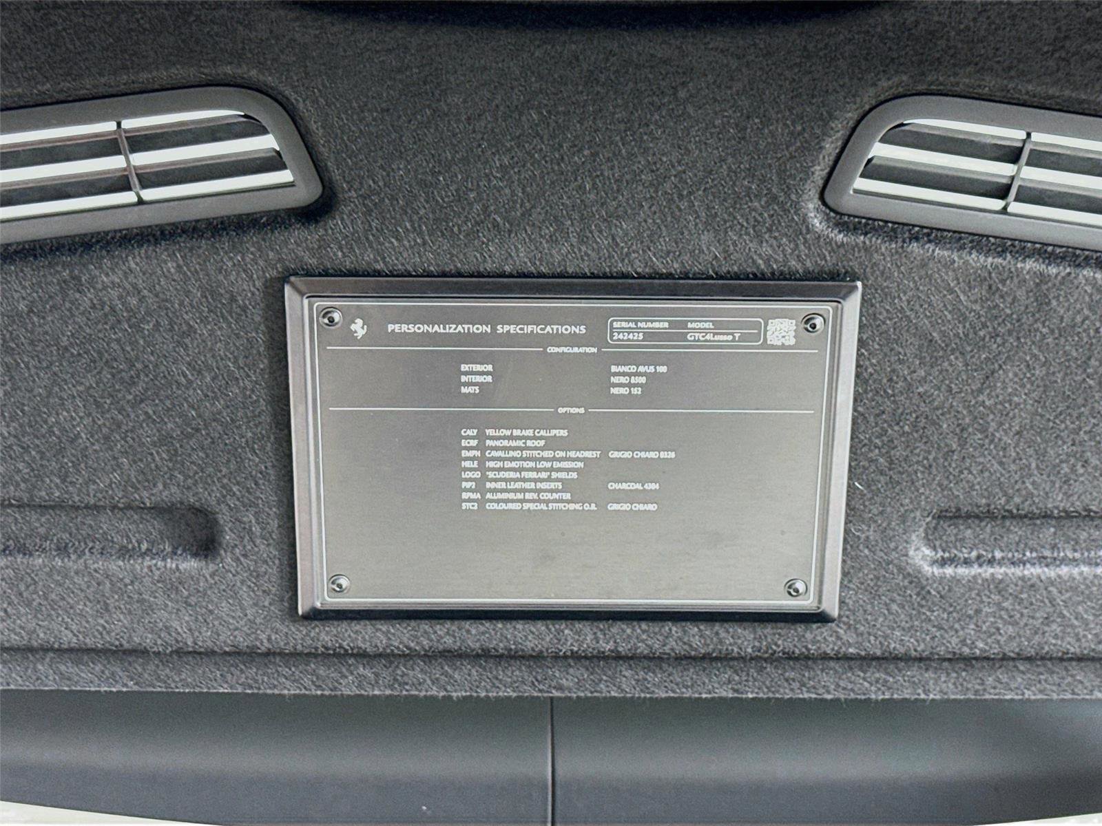 Used 2019 Ferrari GTC4Lusso T image 25