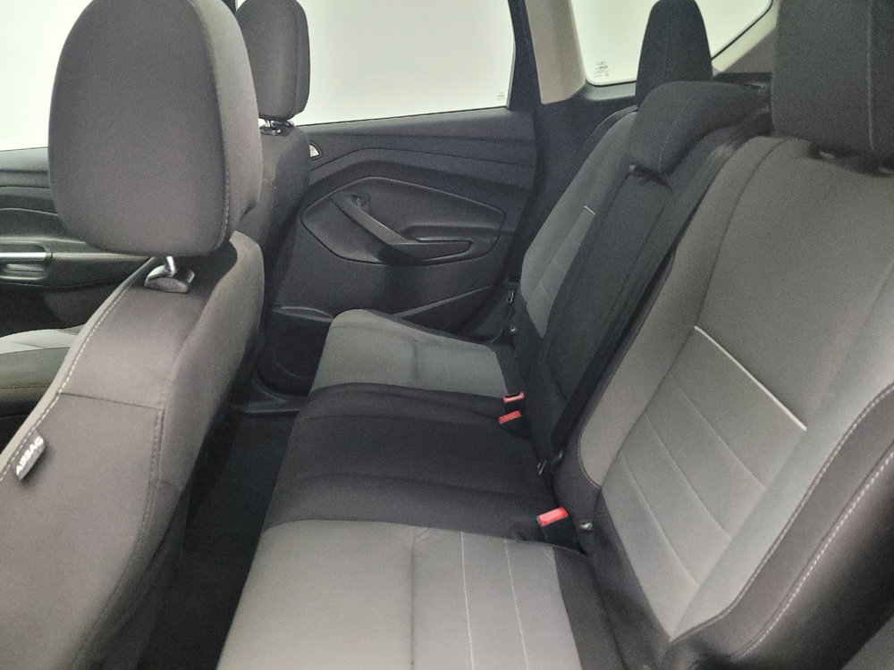 Used 2015 Ford Escape SE image 18