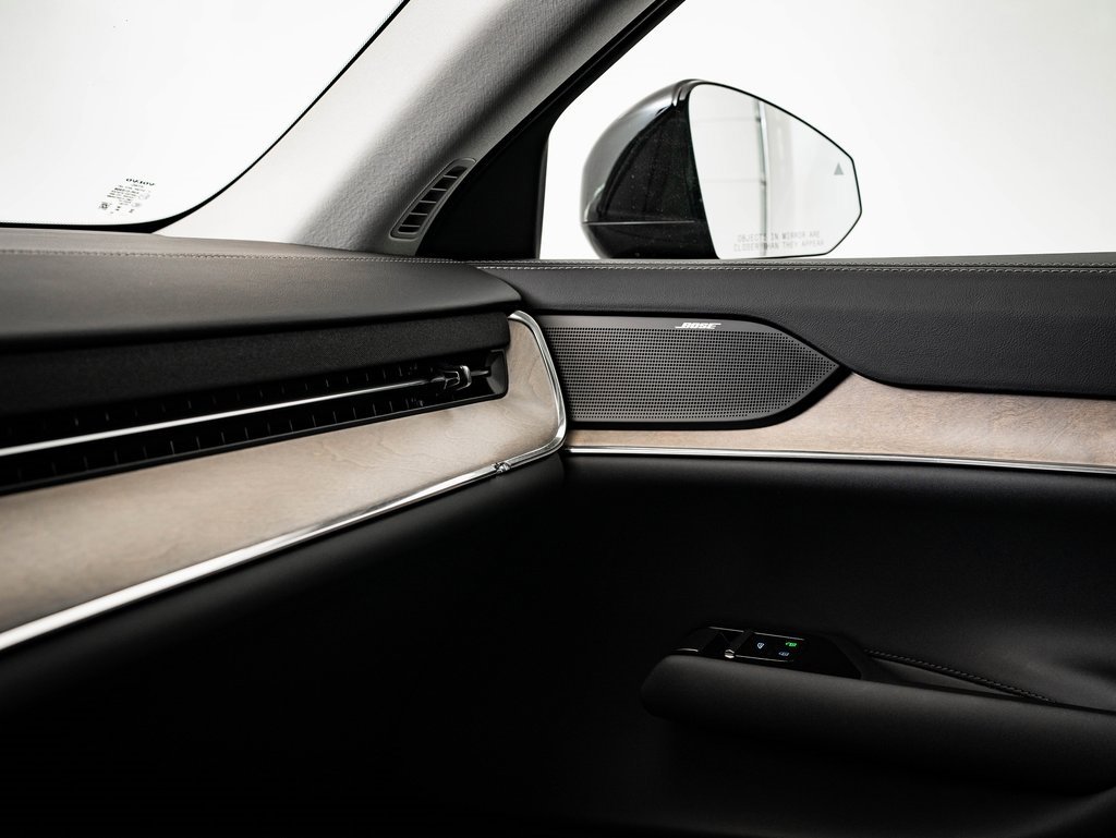 Used 2025 Volvo EX90 Plus image 40