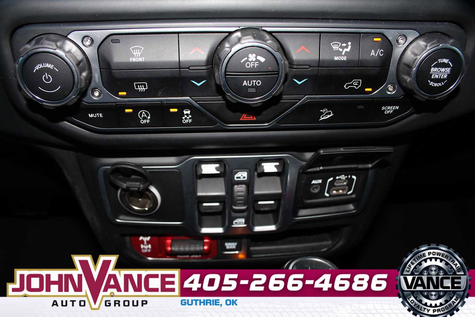 Used 2018 Jeep Wrangler Unlimited Rubicon image 38