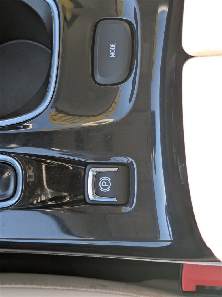 Used 2023 Buick Envision Preferred image 22